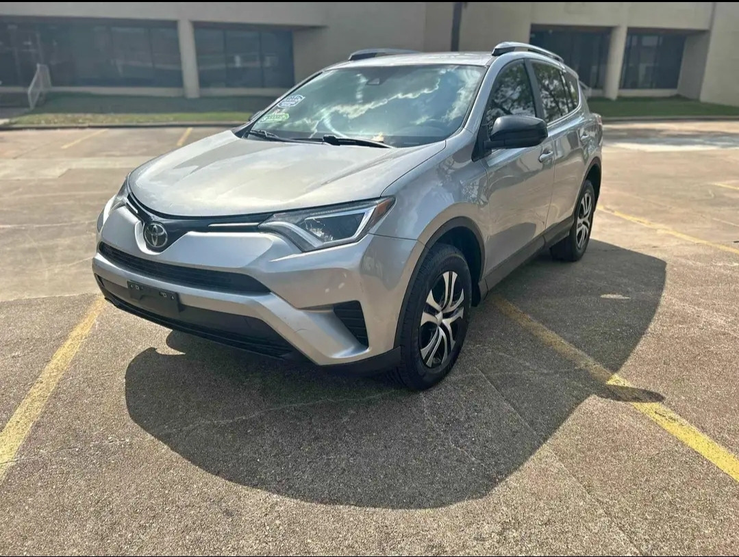 2017 RAV4 LE