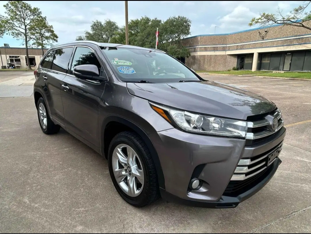 2017 Toyota Highlander Limited